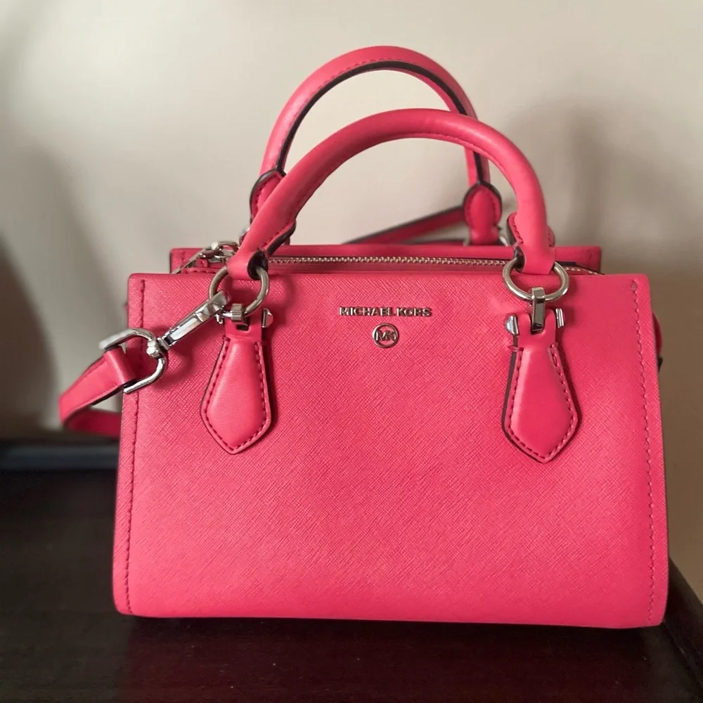 Michael Kors Vibrant Pink Satchel - Picture 1 of 7